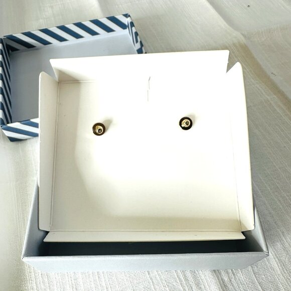 NEW! Piper K Daisy Flower Earrings Gold Tone Large Lead Safe Nickel Free 2” NIB - Picture 4 of 7